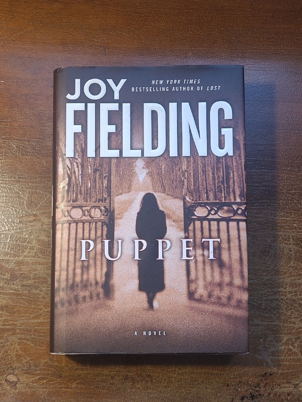 Puppet by Joy Fielding - Hardcover
